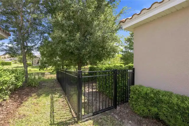 Listing Photo 38