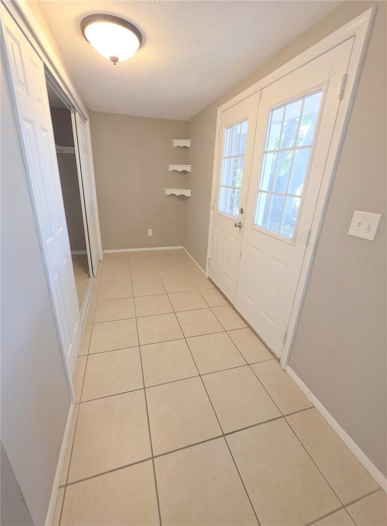 Listing Photo 12