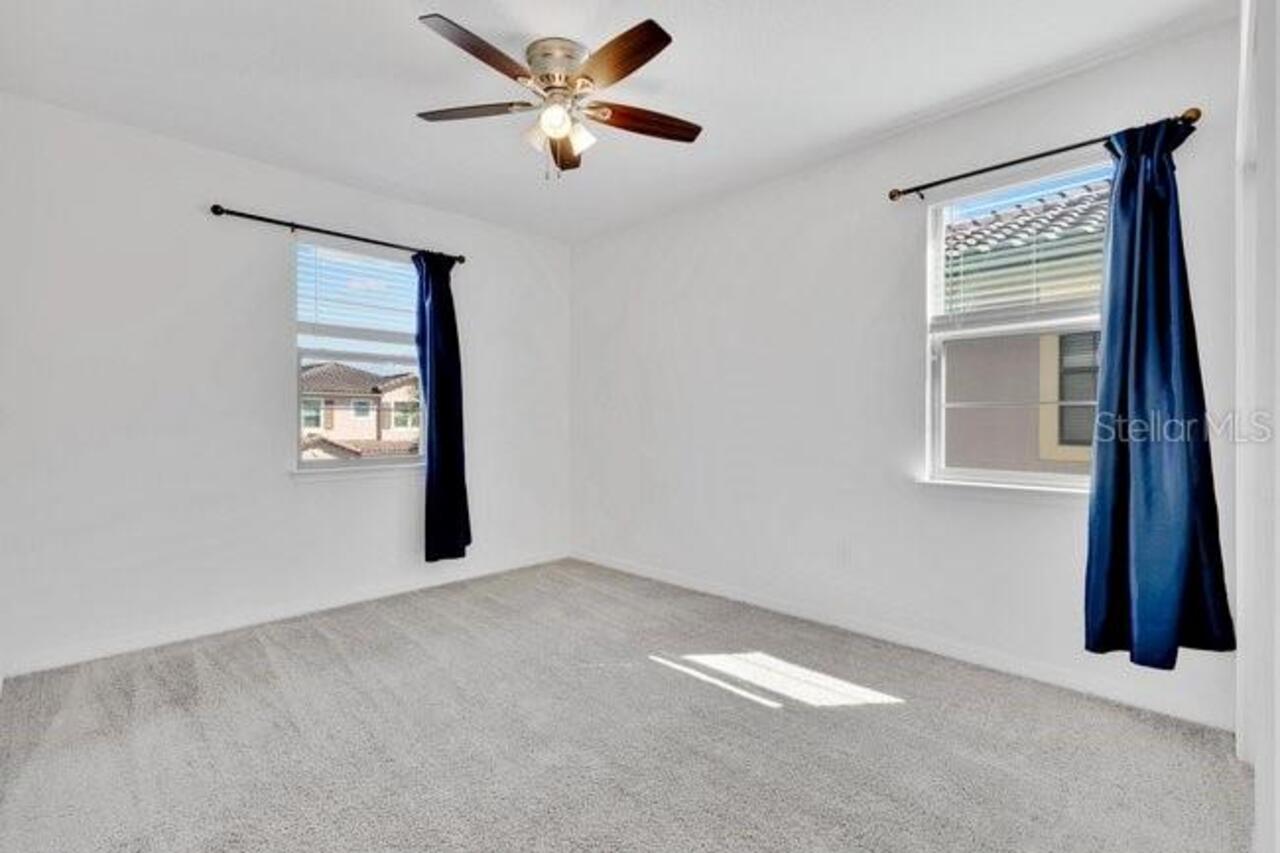 Listing Photo 16