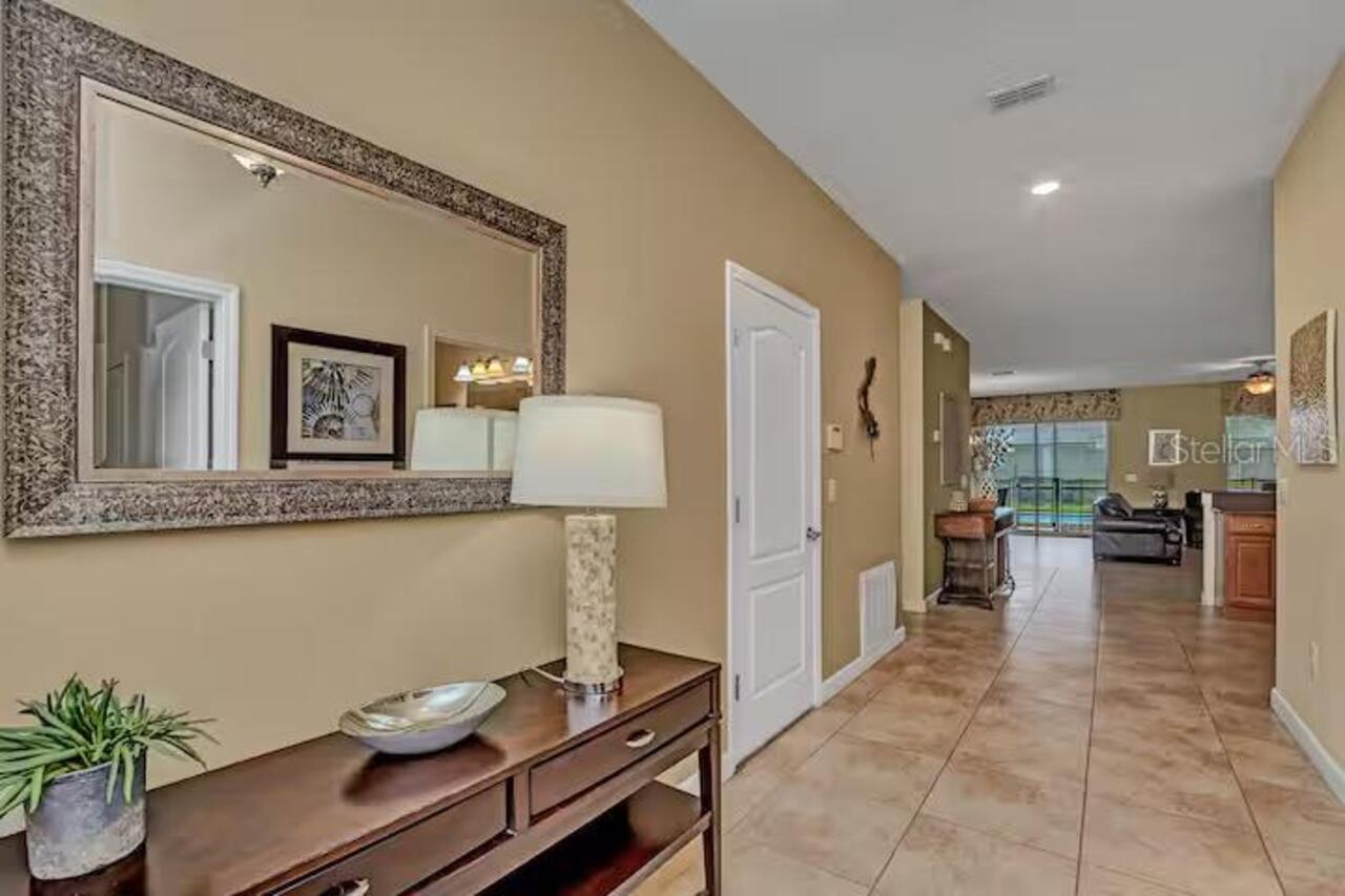 Listing Photo 12