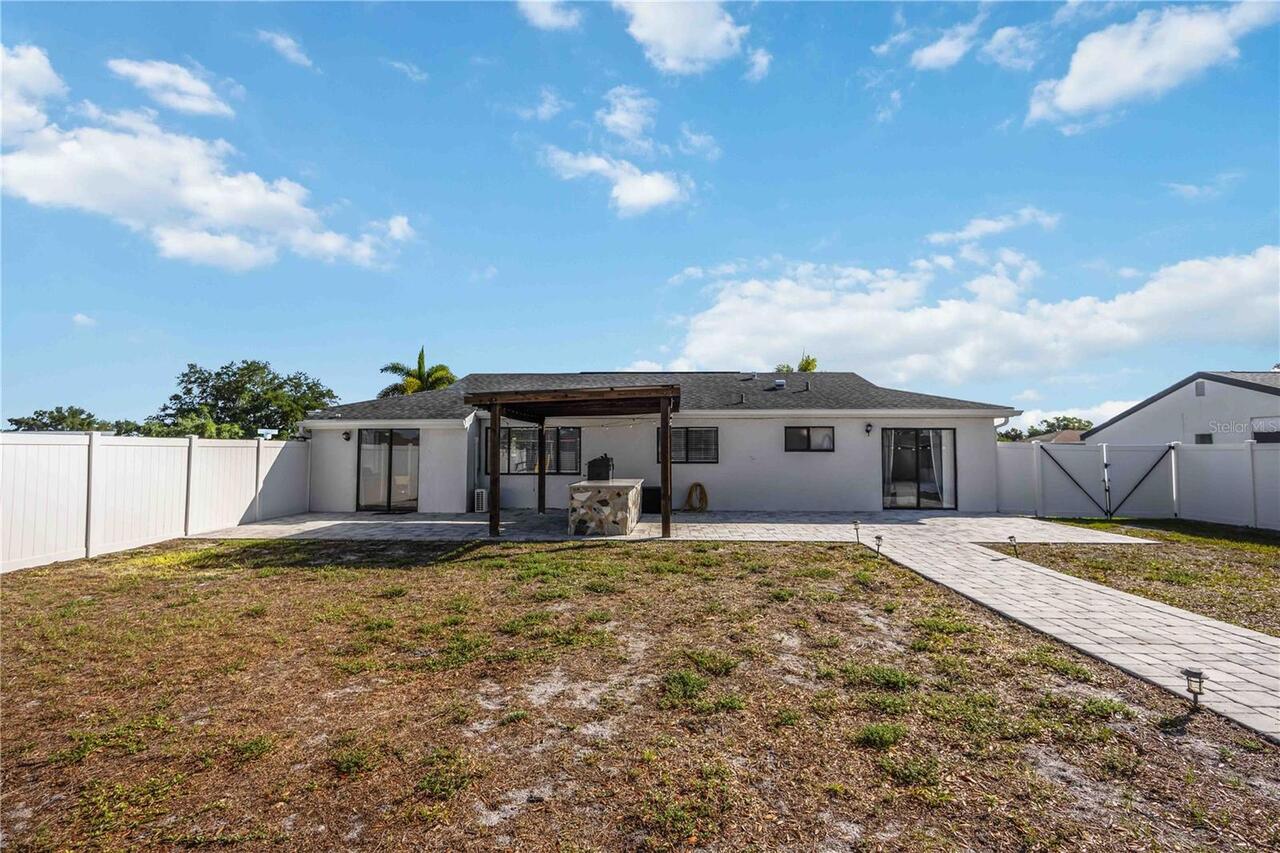 Listing Photo 32