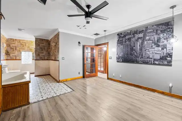 Listing Photo 17