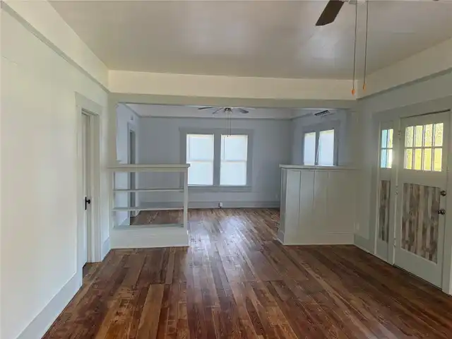 Listing Photo 8