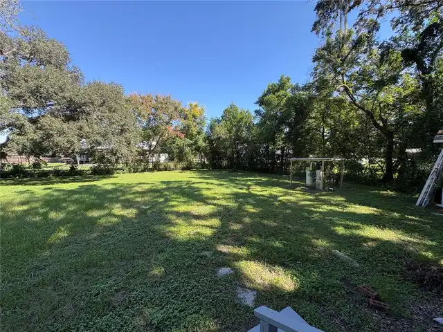 Listing Photo 18