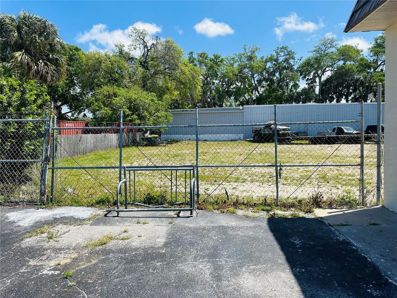Listing Photo 17