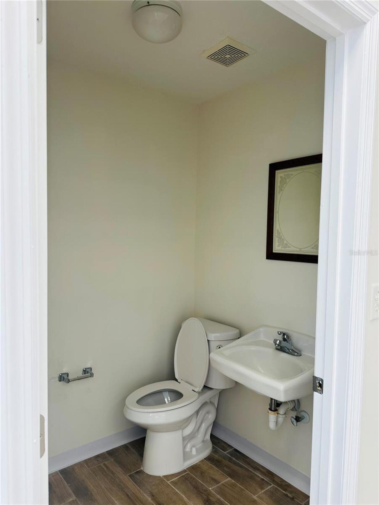 Listing Photo 32