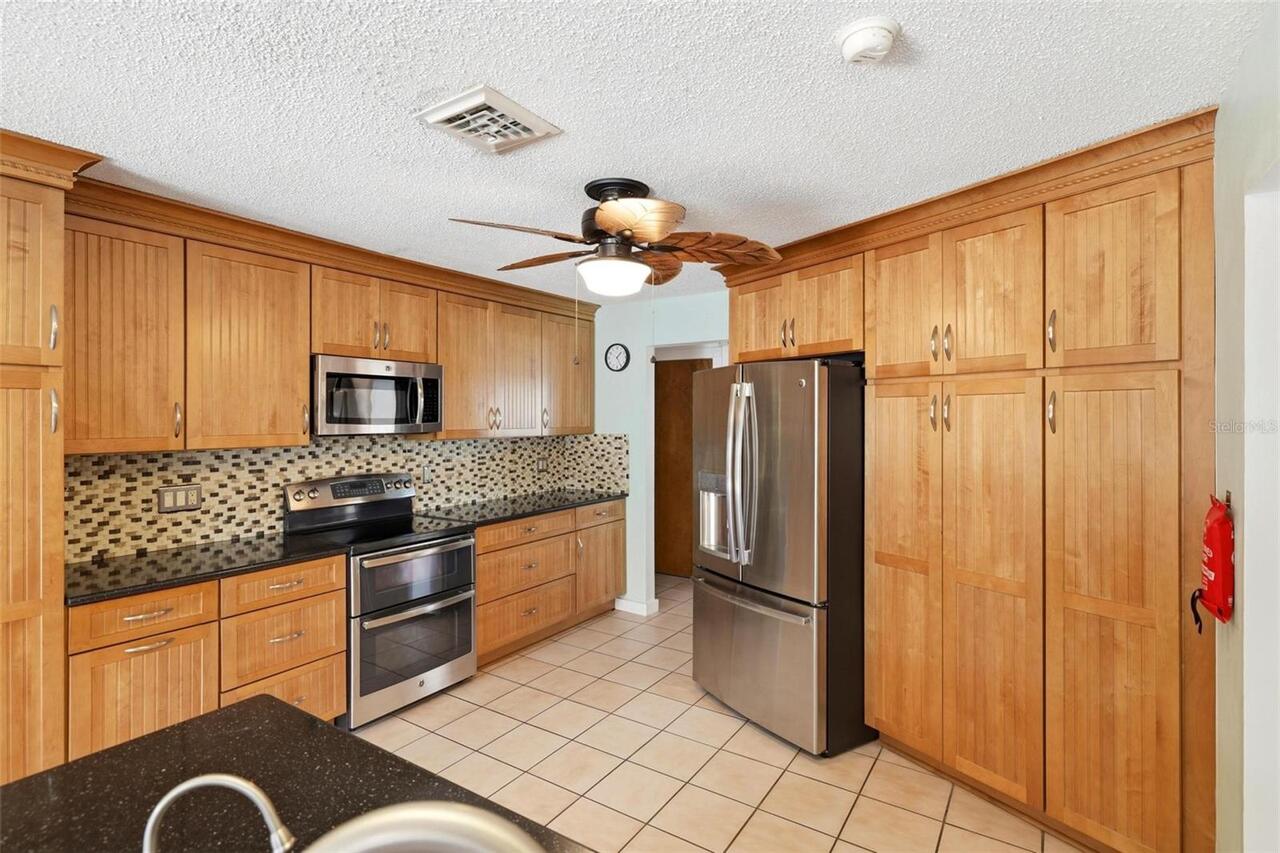 Listing Photo 7