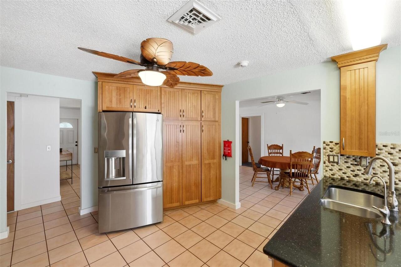 Listing Photo 17