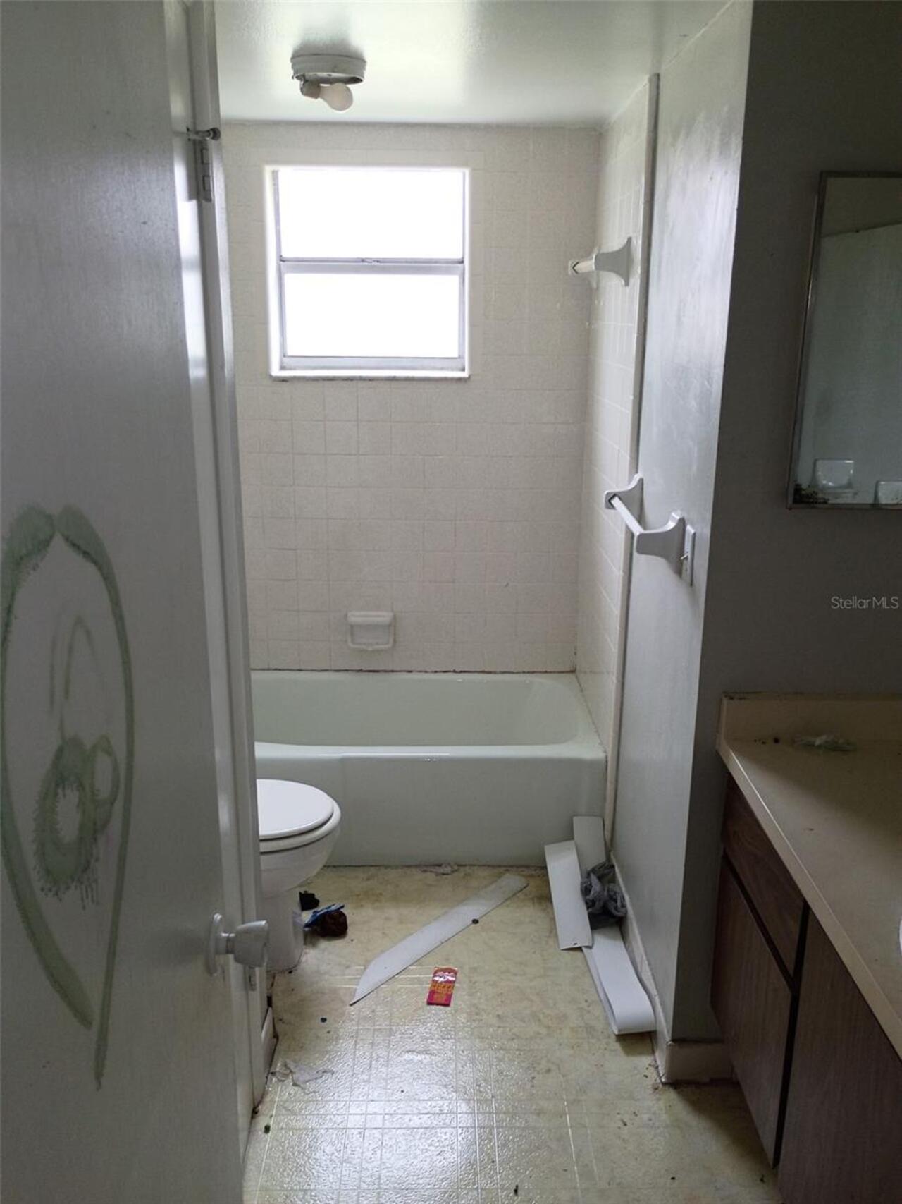 Listing Photo 11