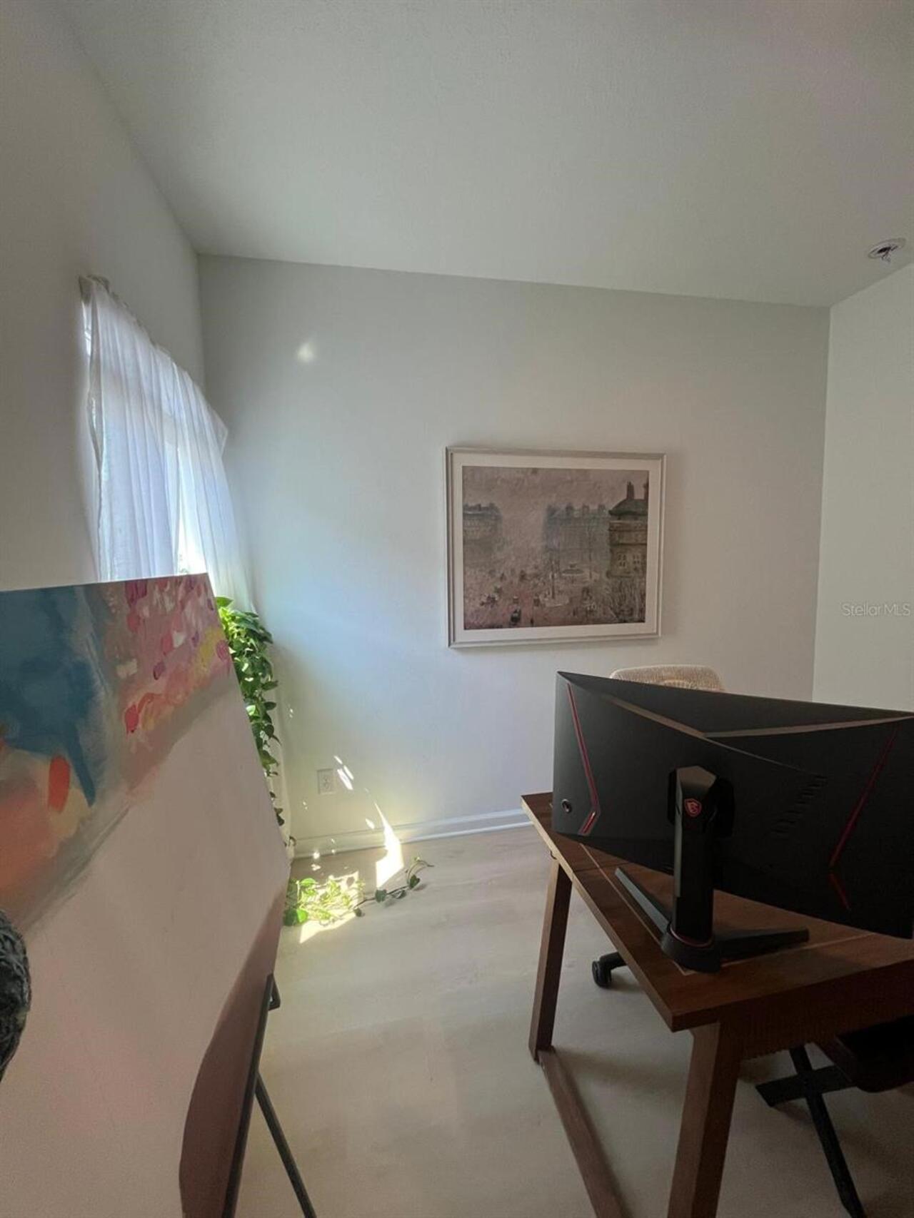 Listing Photo 9