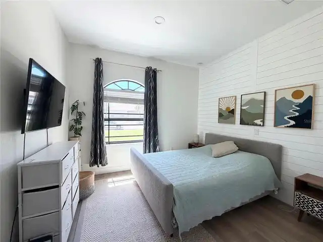 Listing Photo 34