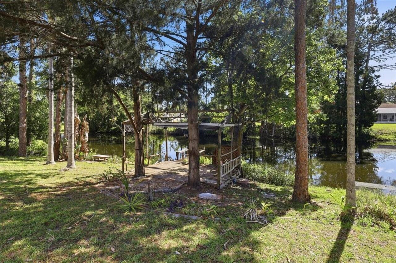 Listing Photo 12