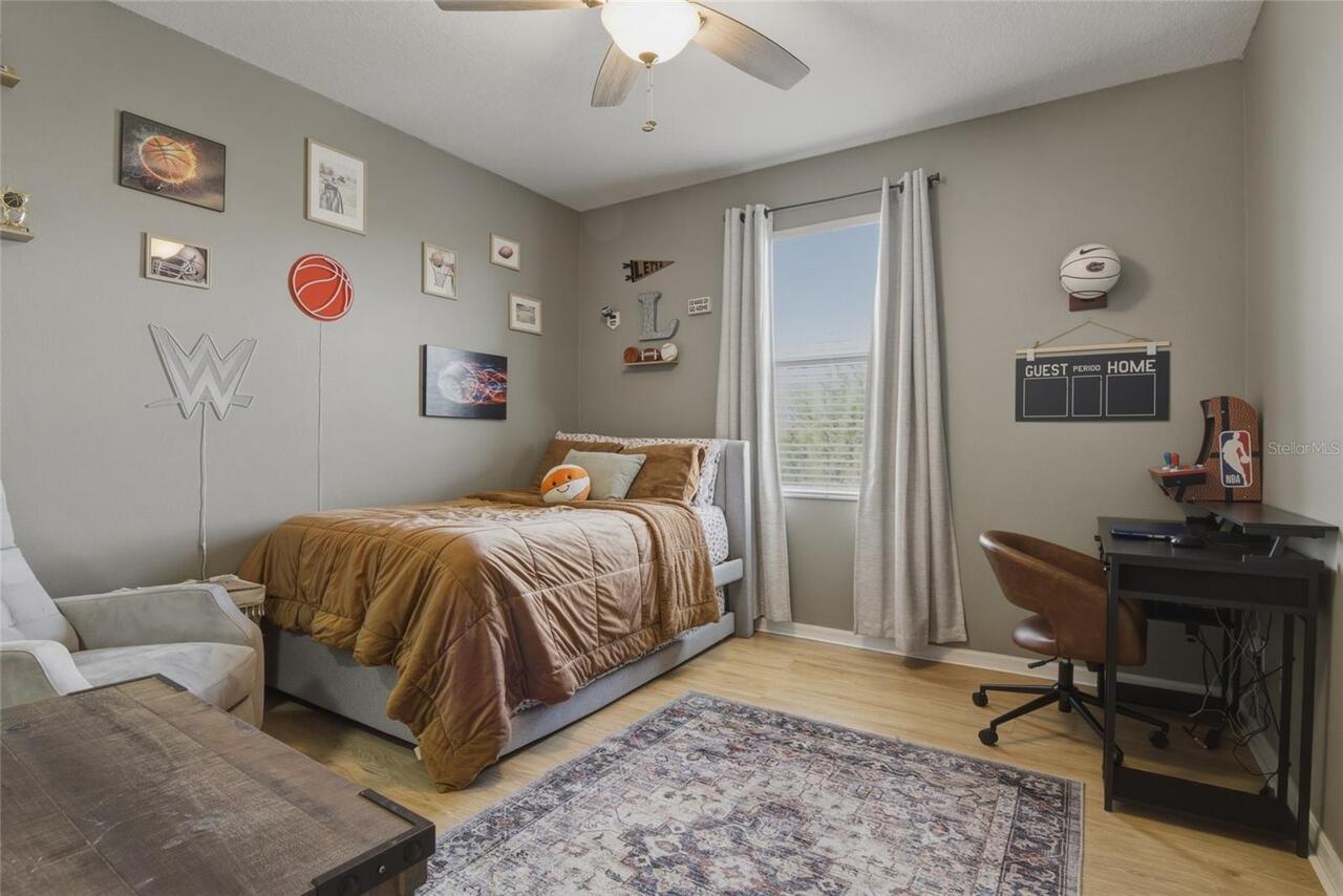 Listing Photo 18
