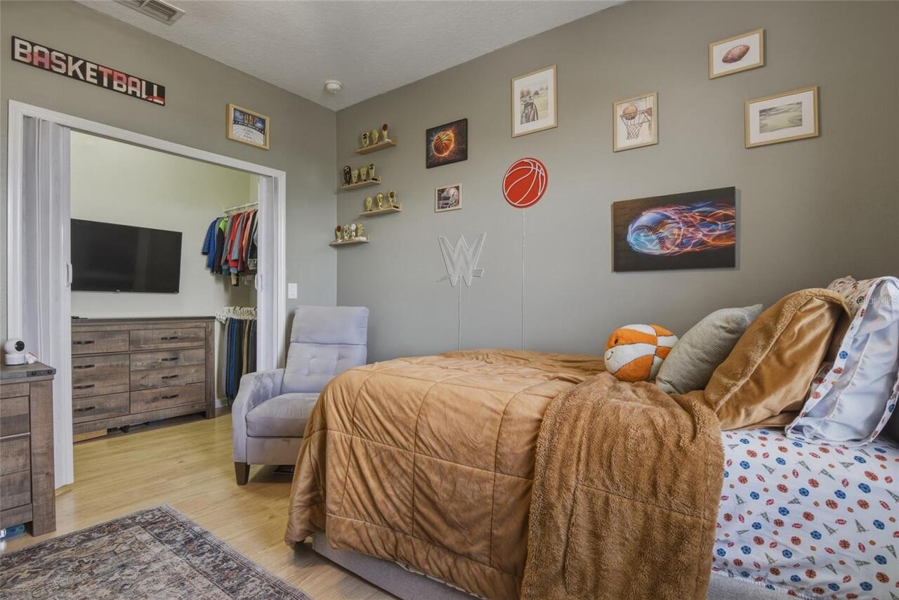 Listing Photo 19