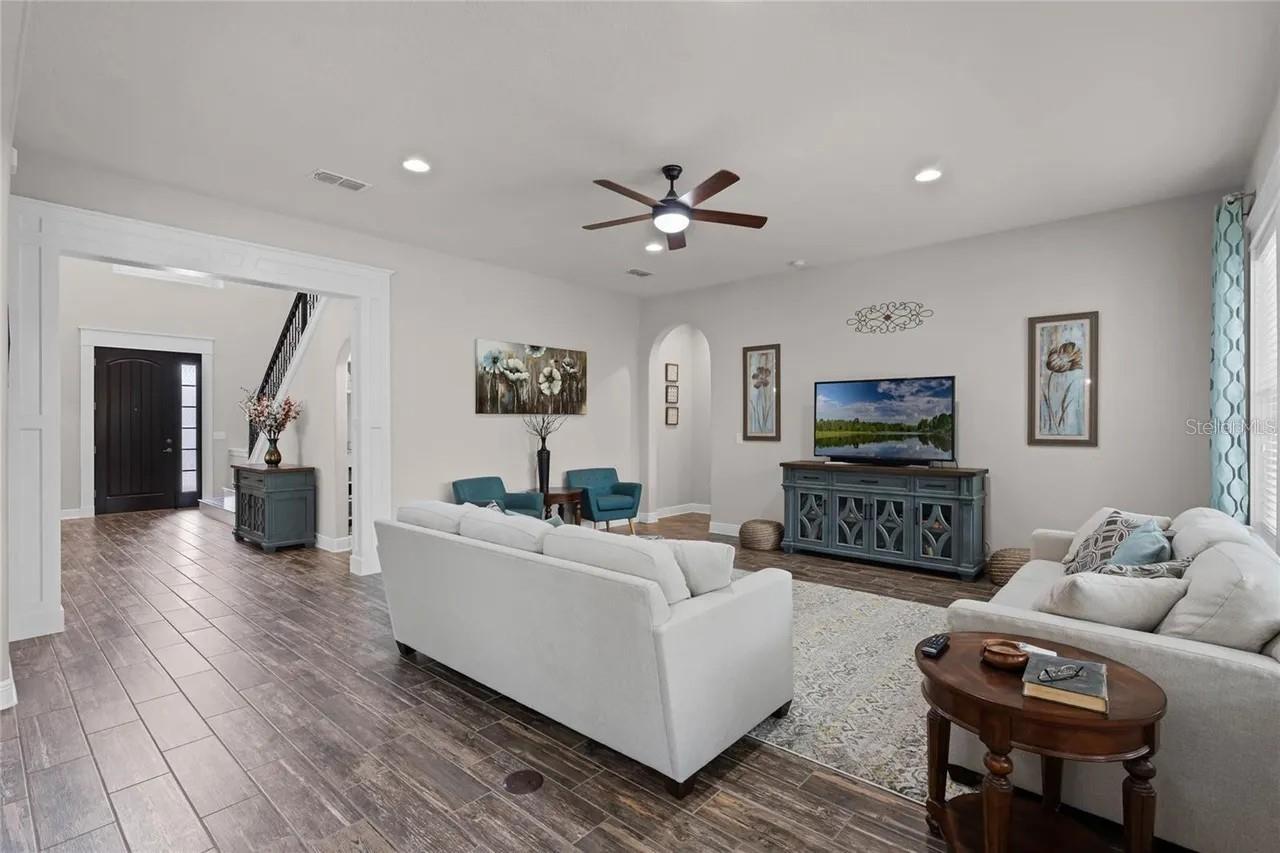 Listing Photo 18