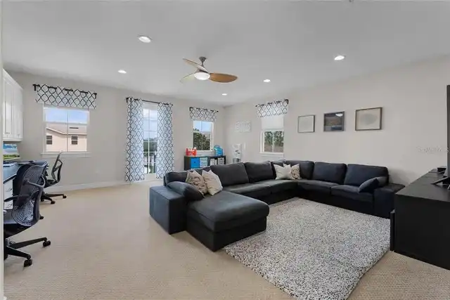 Listing Photo 22