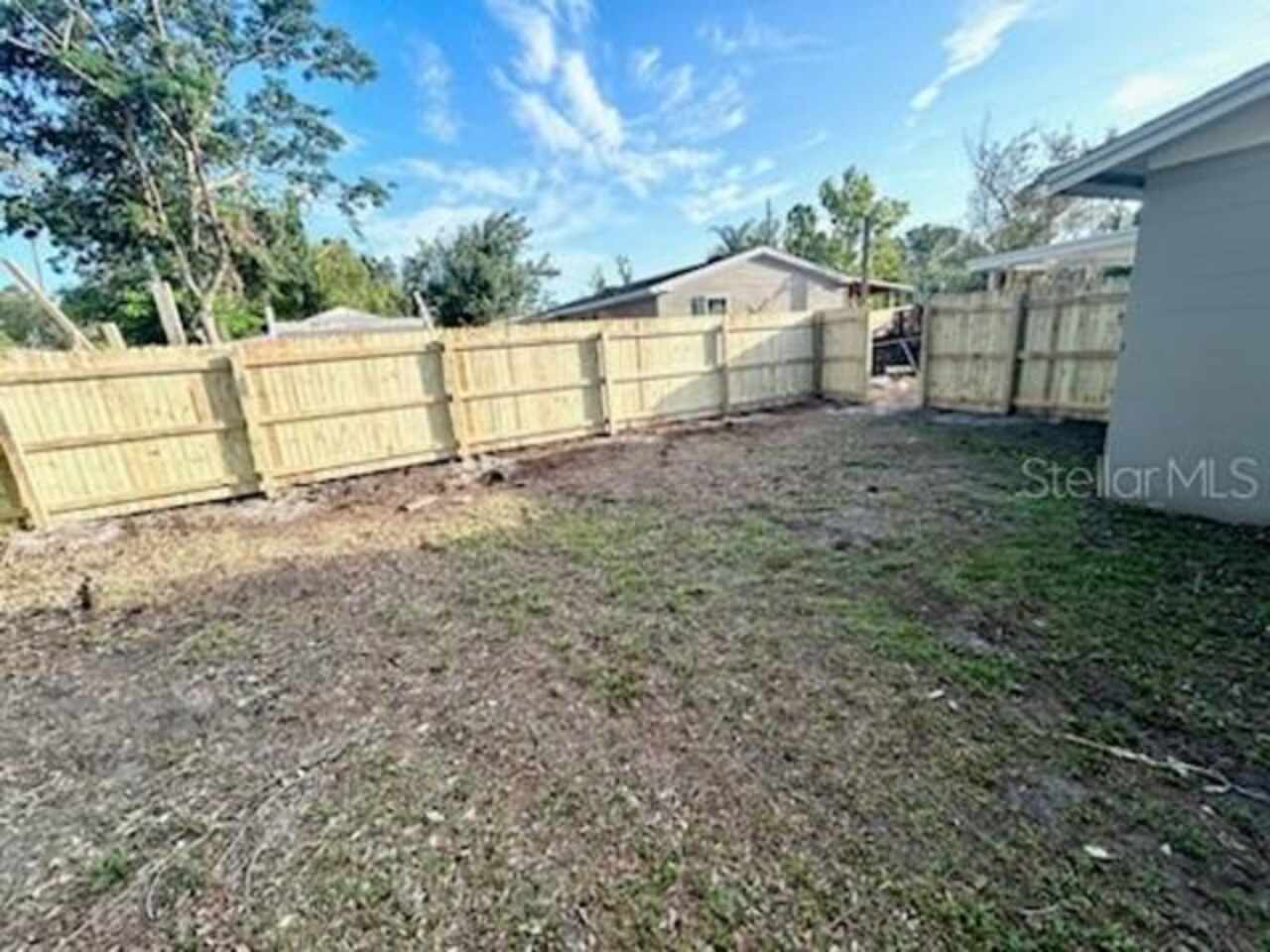 Listing Photo 8