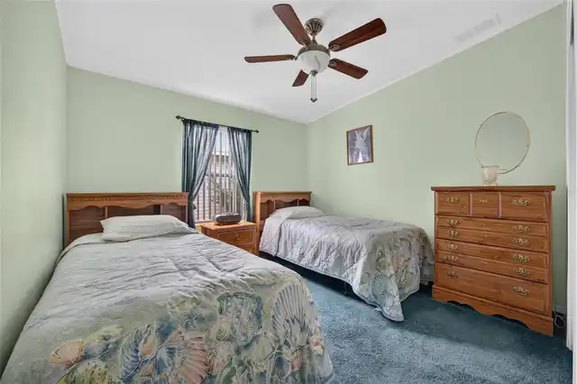 Listing Photo 17