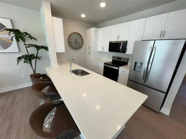 Listing Photo 7
