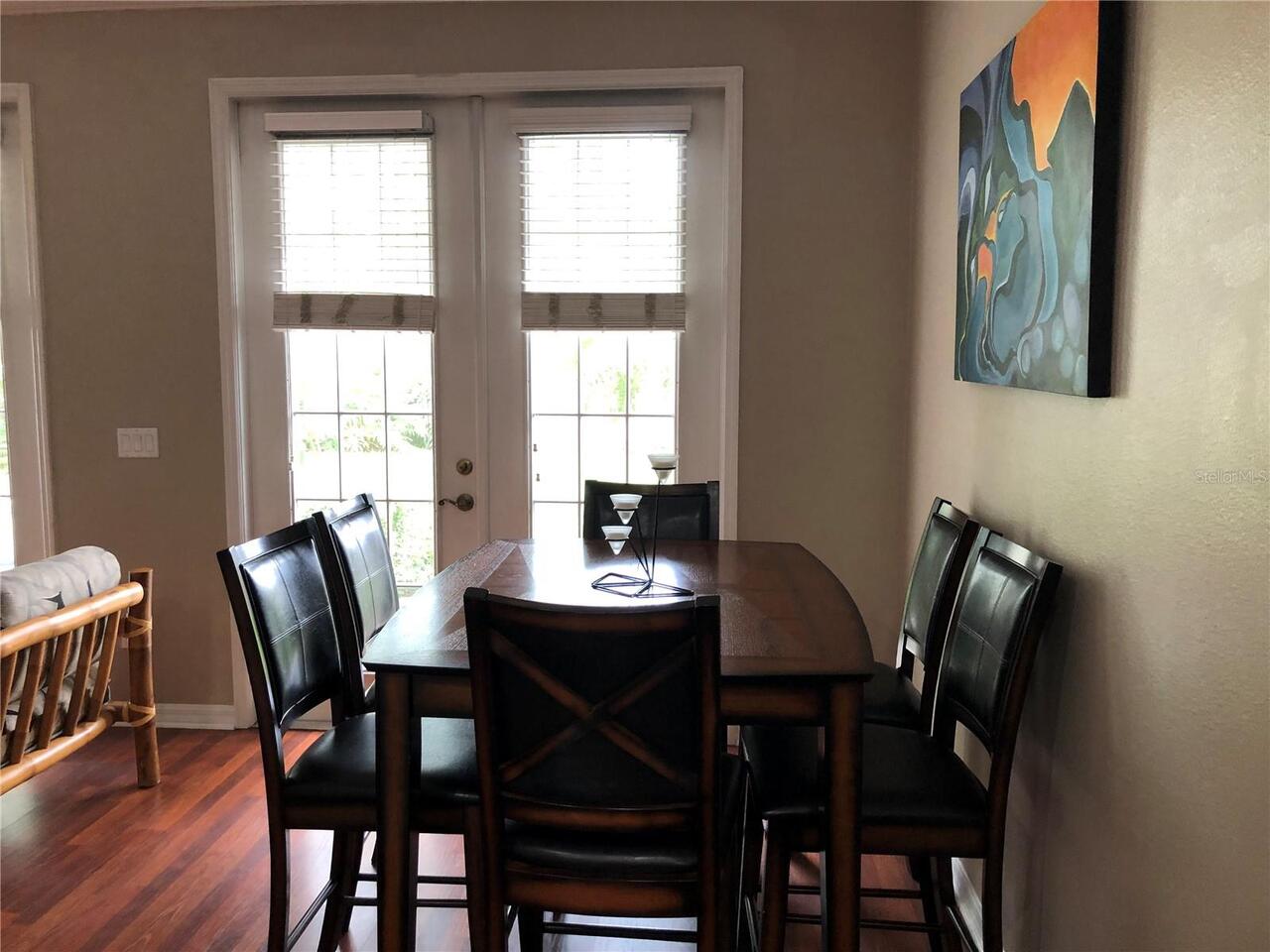 Listing Photo 10