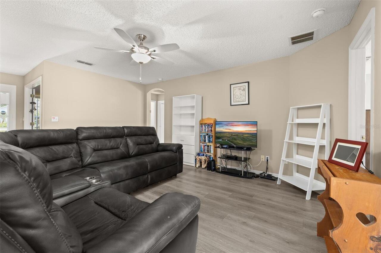 Listing Photo 13