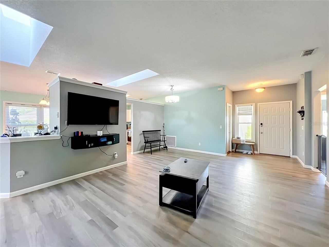Listing Photo 7