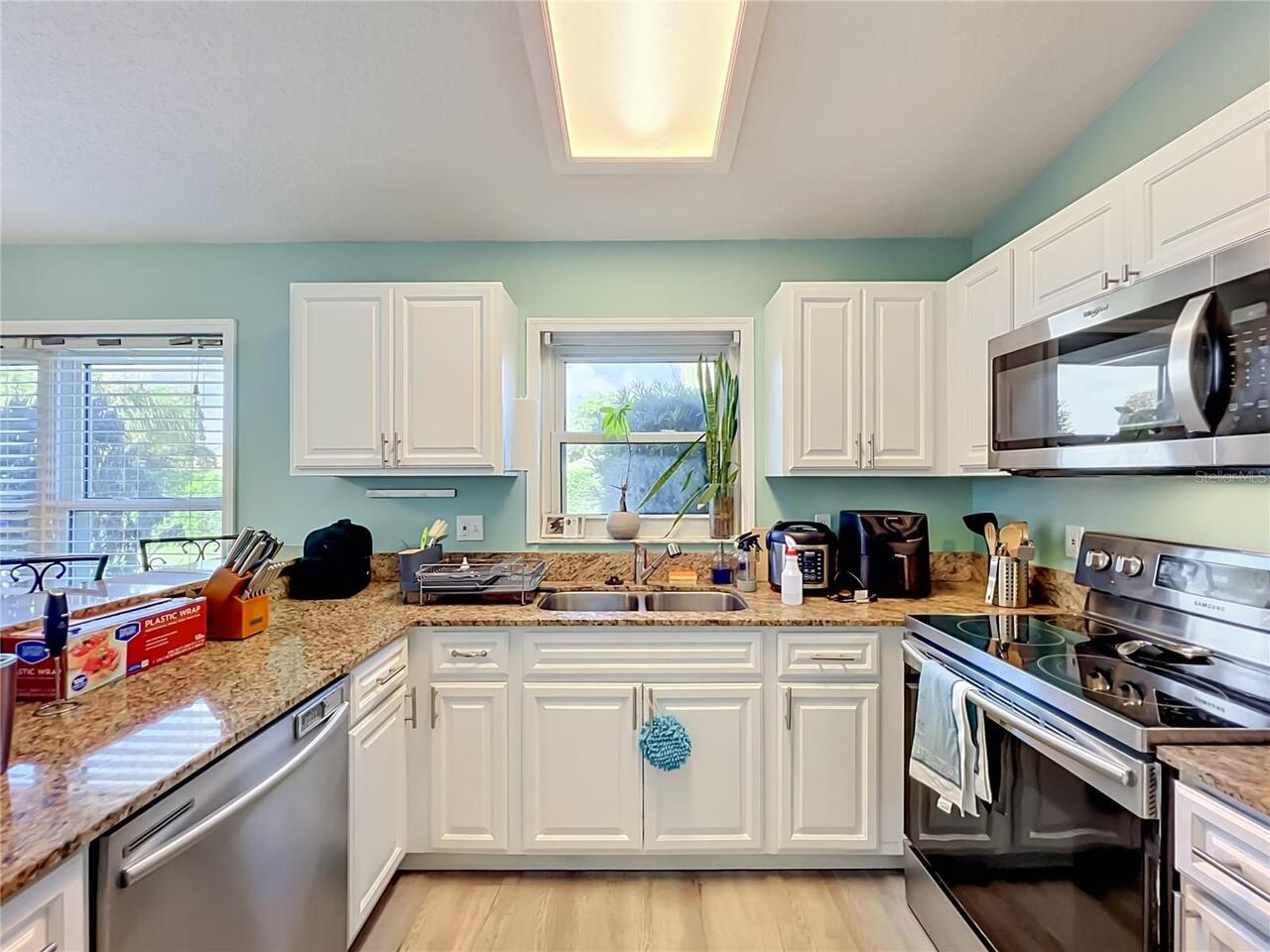 Listing Photo 18