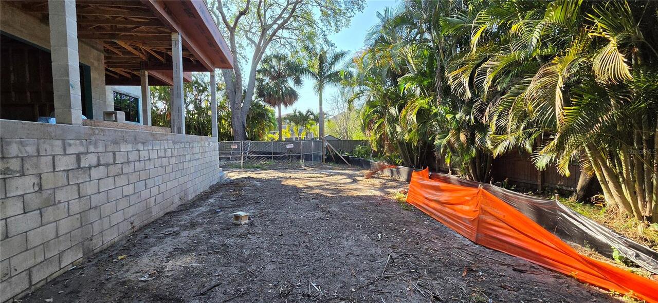 Listing Photo 6