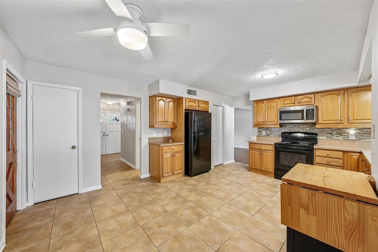 Listing Photo 7