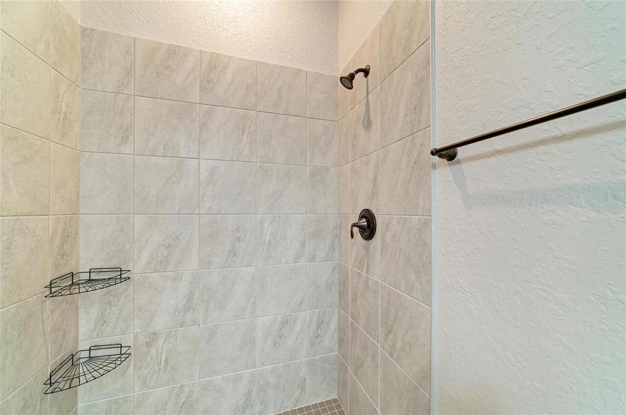 Listing Photo 43