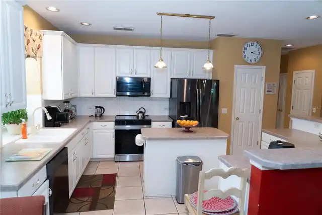 Listing Photo 25