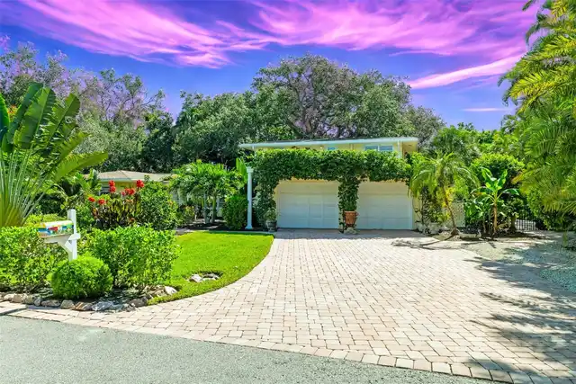 Sarasota Real Estate