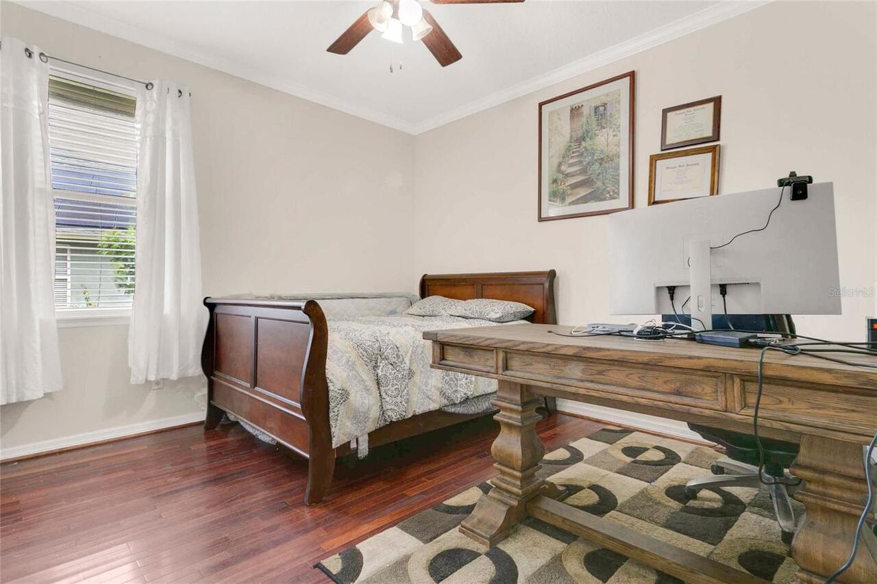Listing Photo 18