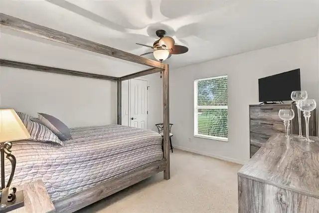 Listing Photo 26