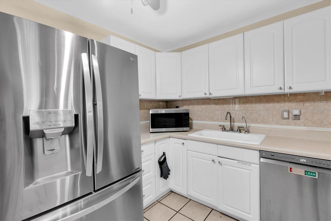 Listing Photo 10