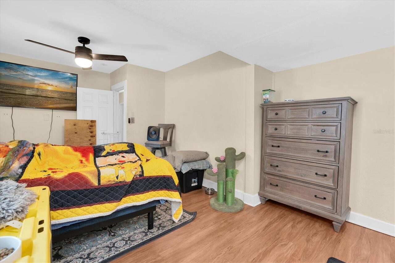 Listing Photo 16