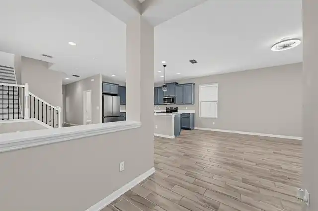 Listing Photo 7