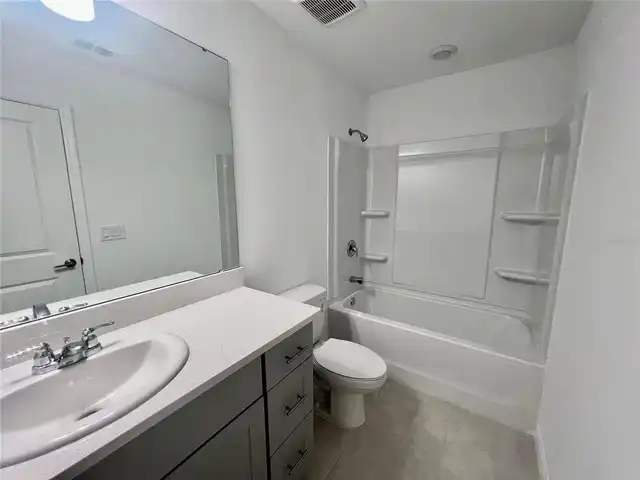 Listing Photo 7