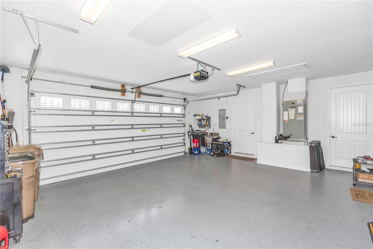Listing Photo 9