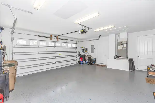Listing Photo 14