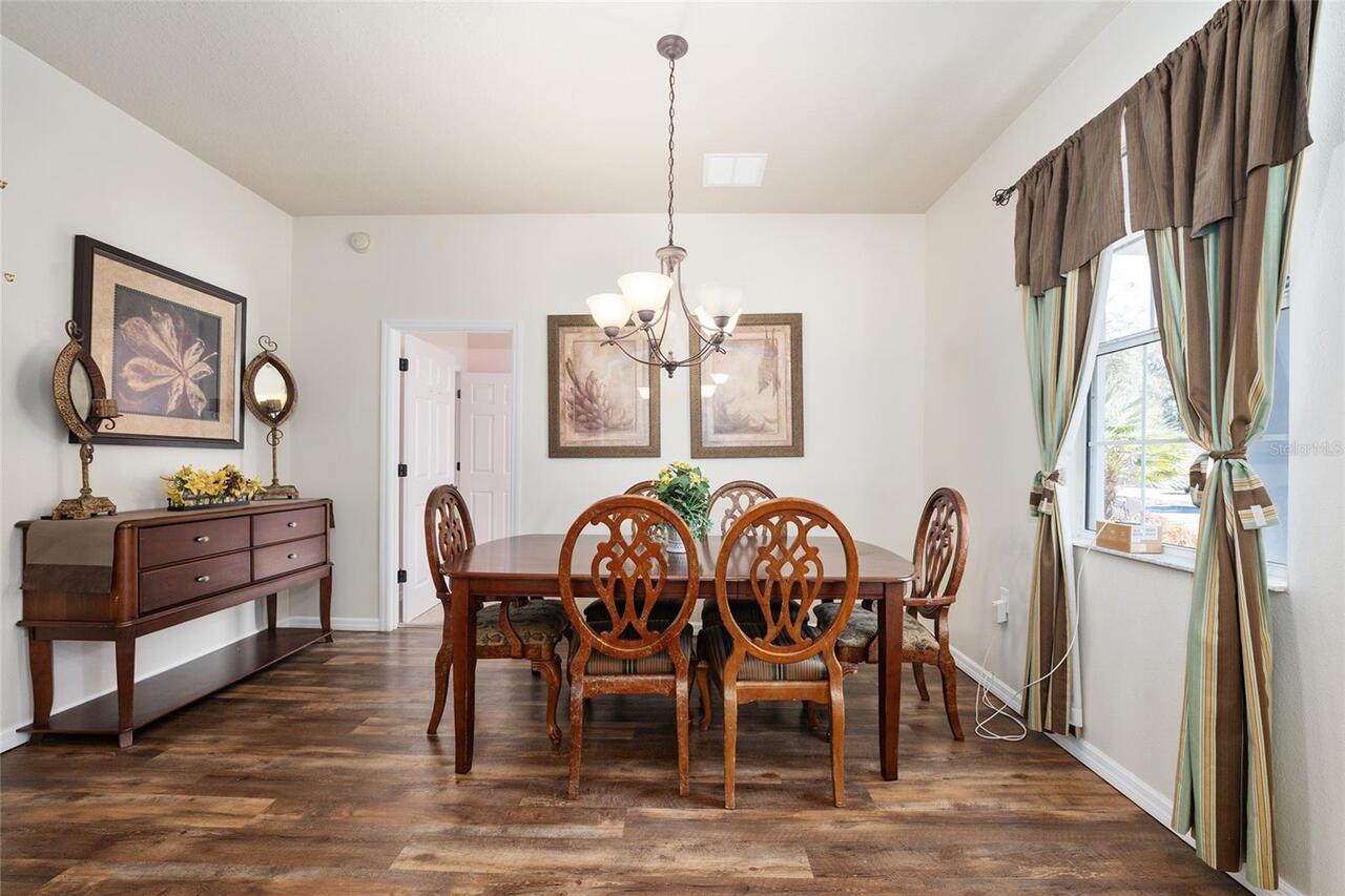 Listing Photo 8