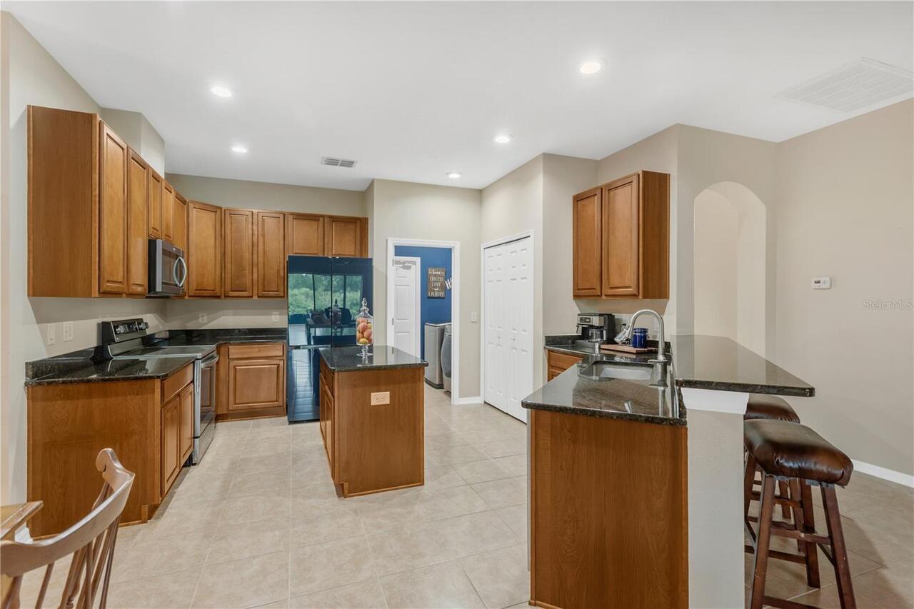 Listing Photo 10