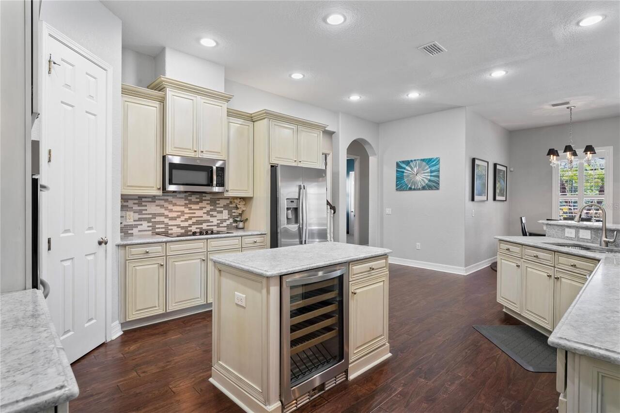 Listing Photo 17