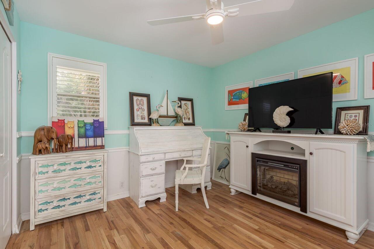 Listing Photo 32