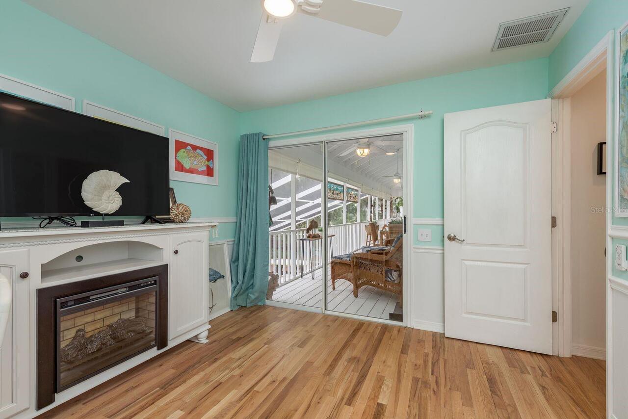 Listing Photo 33