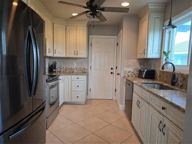 Listing Photo 13