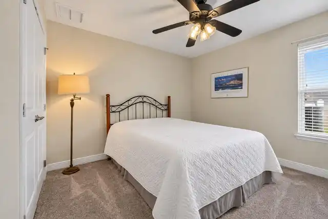 Listing Photo 17