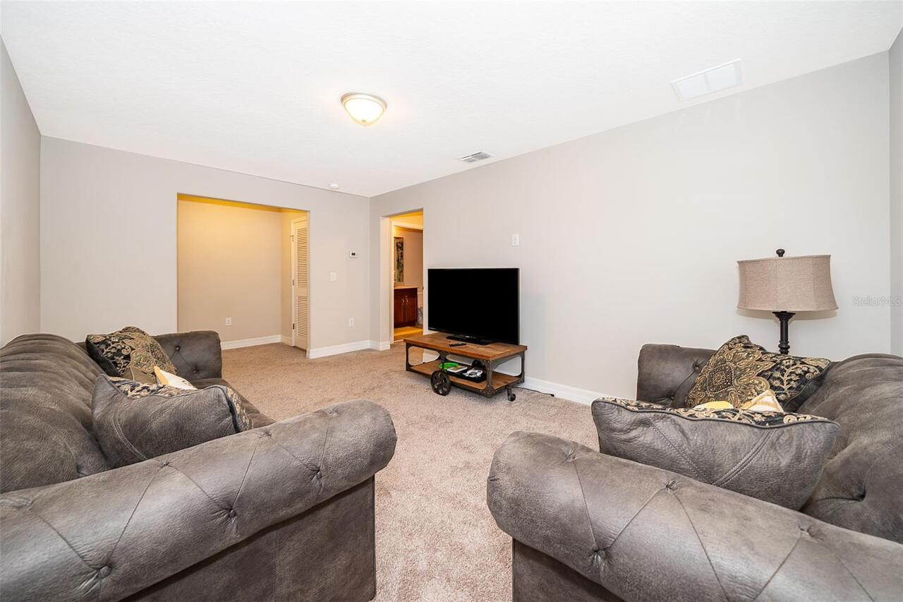 Listing Photo 33