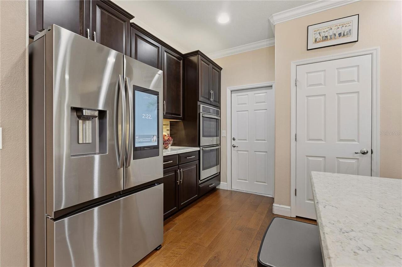 Listing Photo 12