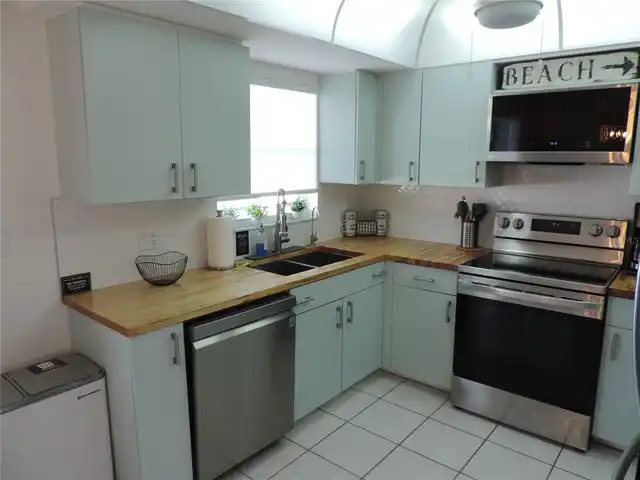 Listing Photo 22